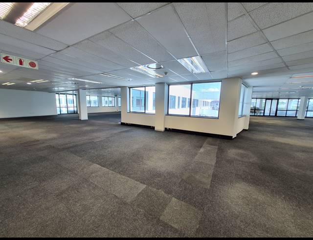 2,078M² OFFICE TO LET IN ROSEBANK